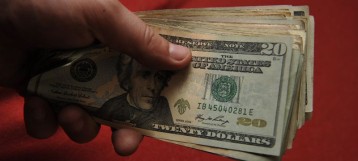 Минфин ограничивает работу таможенных брокеров - Каирбек Сулейменов